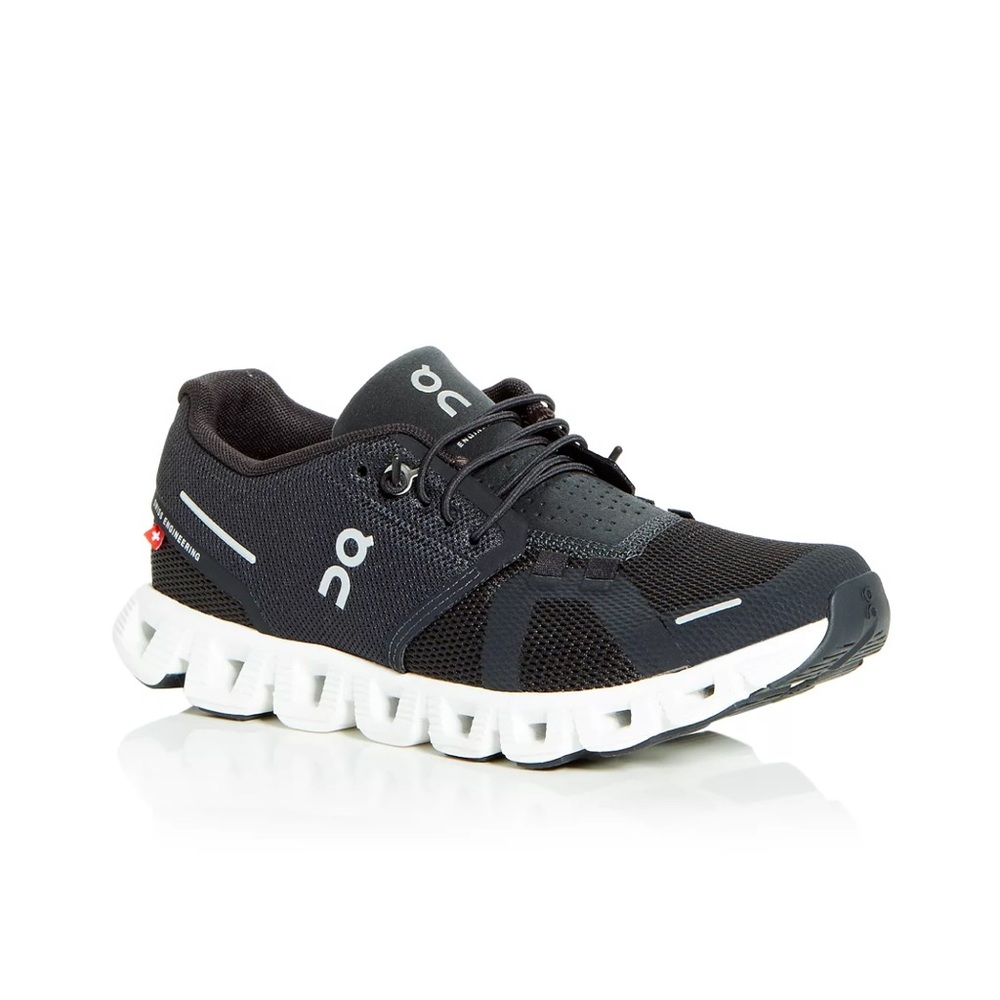 ON Women's Cloud 5 Low Top Sneakers 7
